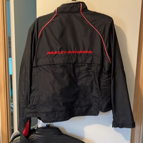 Harley Davidson - Picture 3 of 3